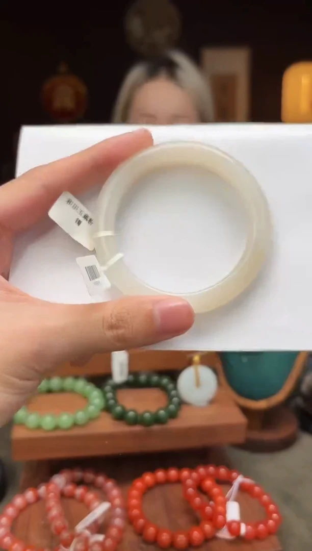 未镶嵌和田玉把件YAN79-藕粉手镯 圈口 58.8