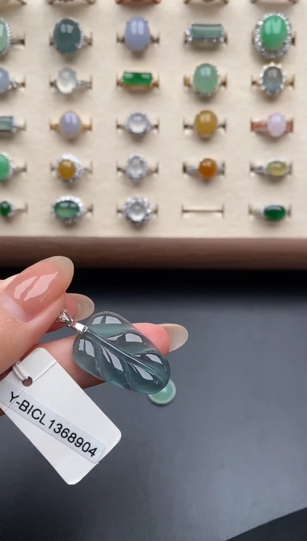 银S925镶嵌戒指翡翠一物一证一礼盒