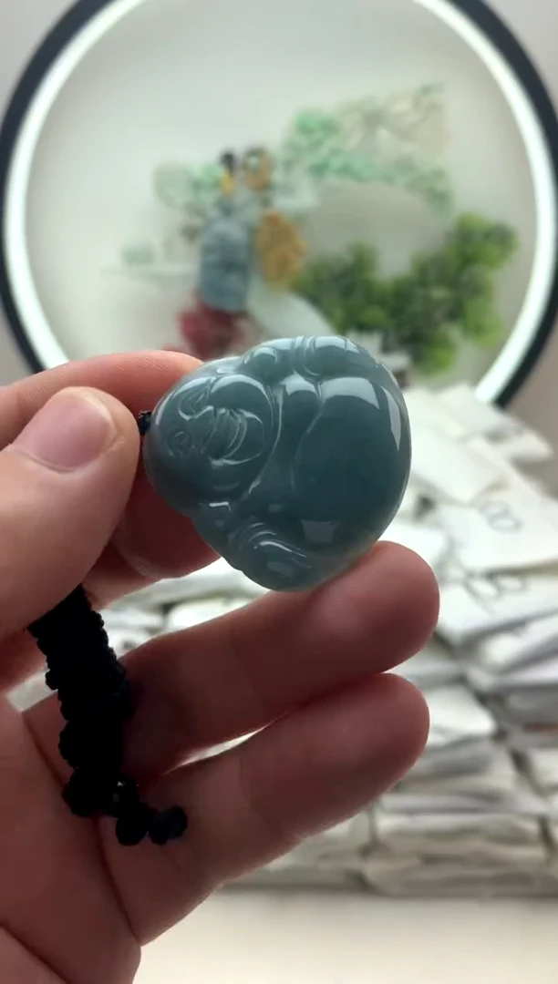 颈饰未镶嵌翡翠佛公