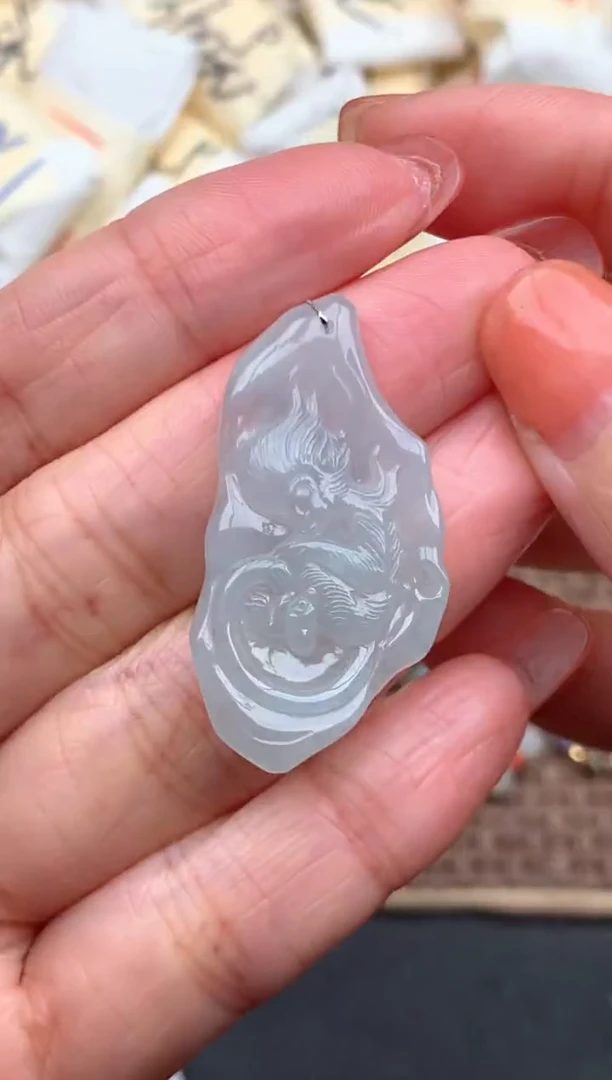 未镶嵌挂件翡翠1