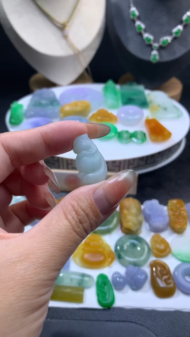 【闪购商品】定制翡翠未镶嵌翡翠