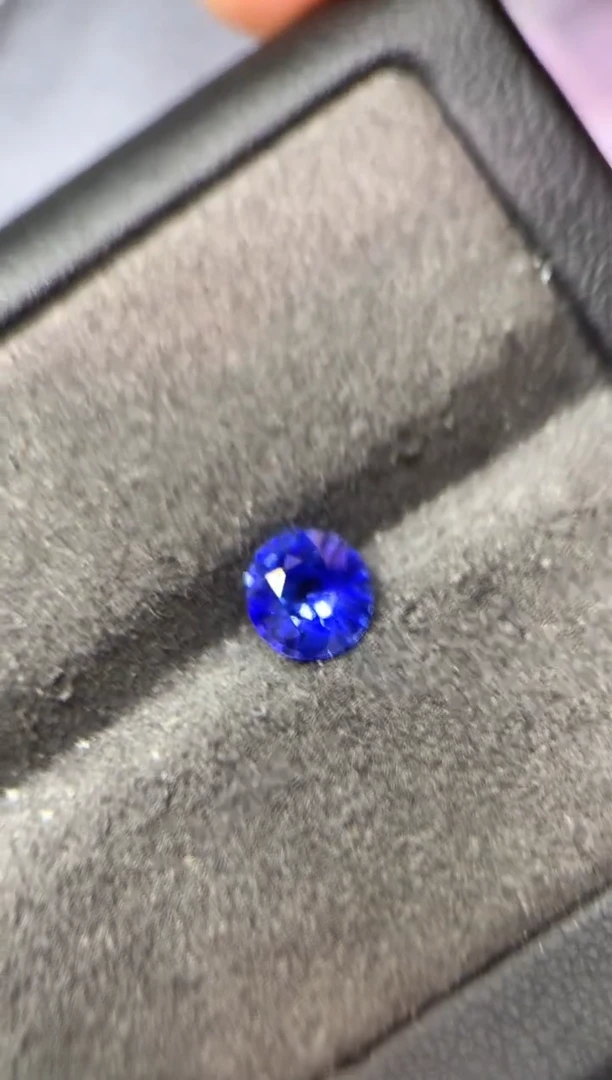 裸石蓝宝石1.04ct GUILD79352