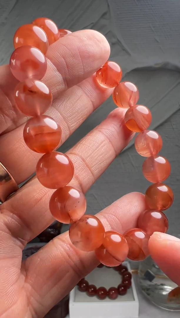 手串未镶嵌南红玛瑙南红玛瑙（默认微瑕）