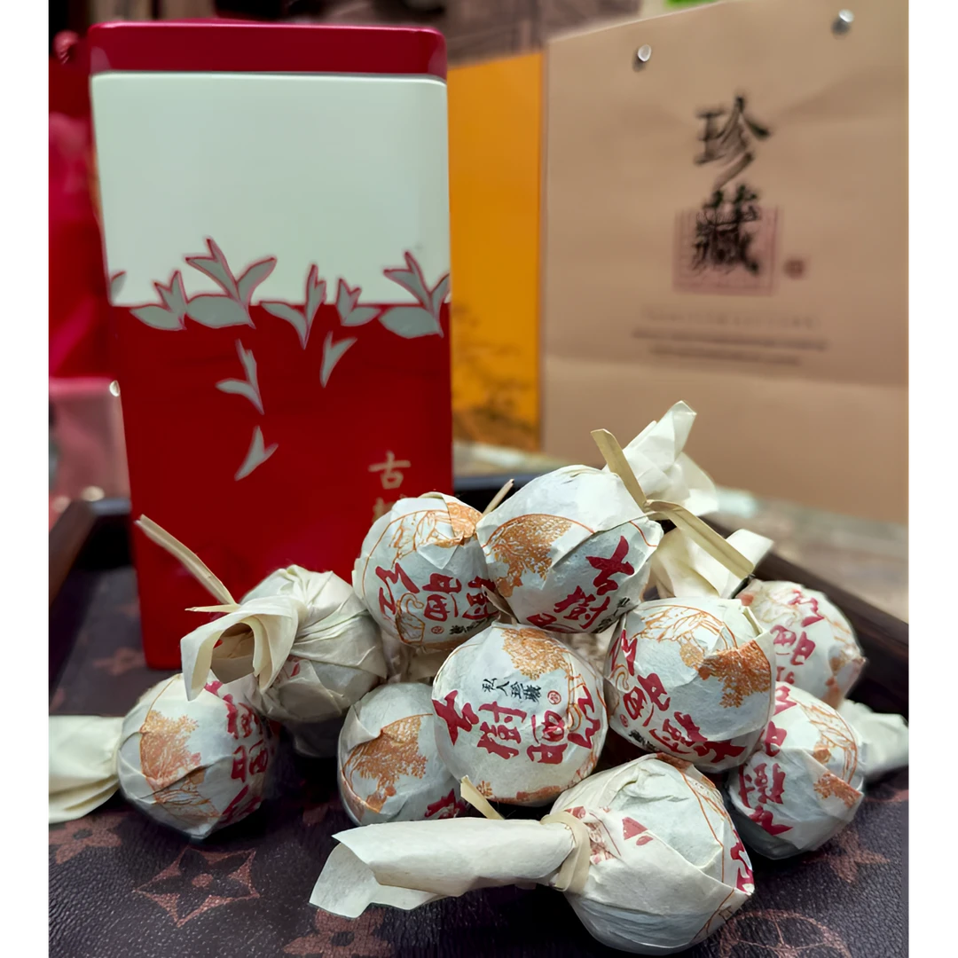 云南古树晒红龙珠茶