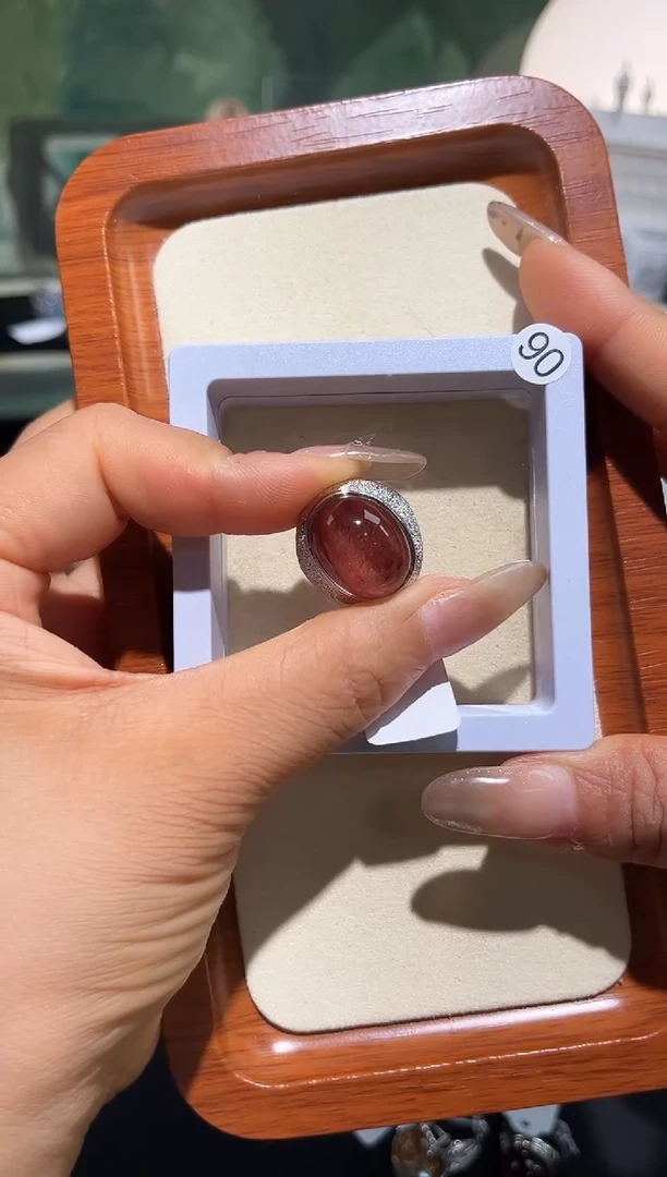 银S925镶嵌戒指水晶?****子定制