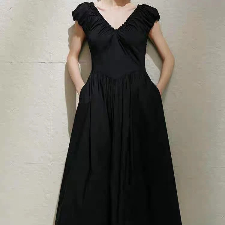 【娜可】女装显瘦V领连衣裙