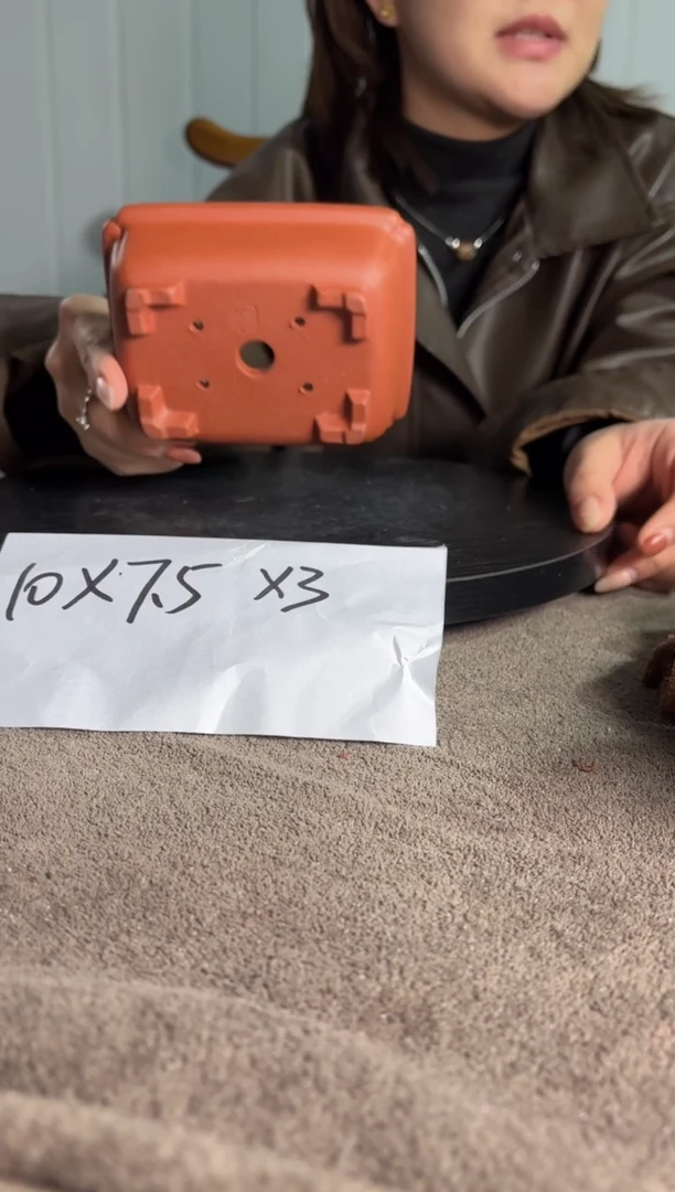 宜兴紫砂花盆小盆