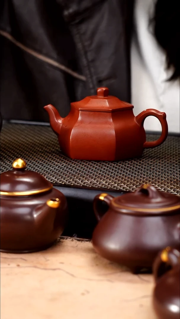 茶壶紫砂红清水泥超精工六方君德150cc