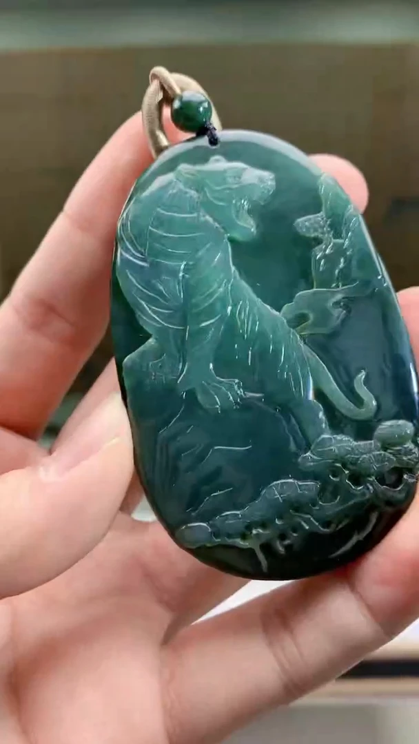 【闪购商品】定制翡翠未镶嵌5028bb-毛货挂件98