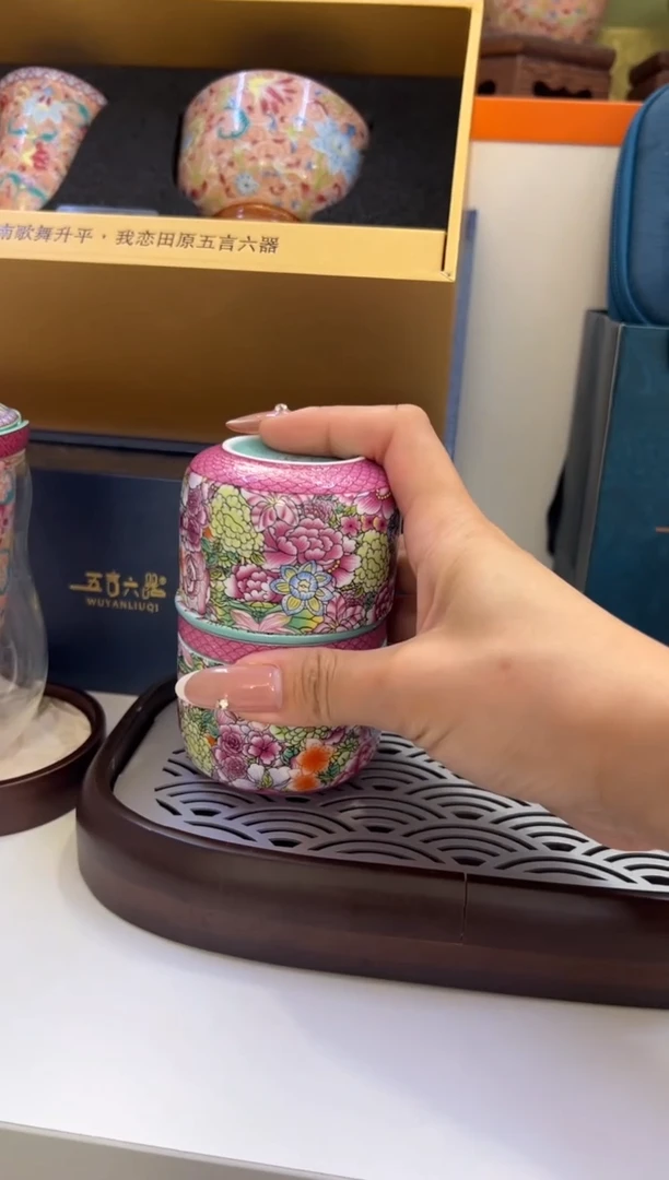 瓷片小乔闪购链接