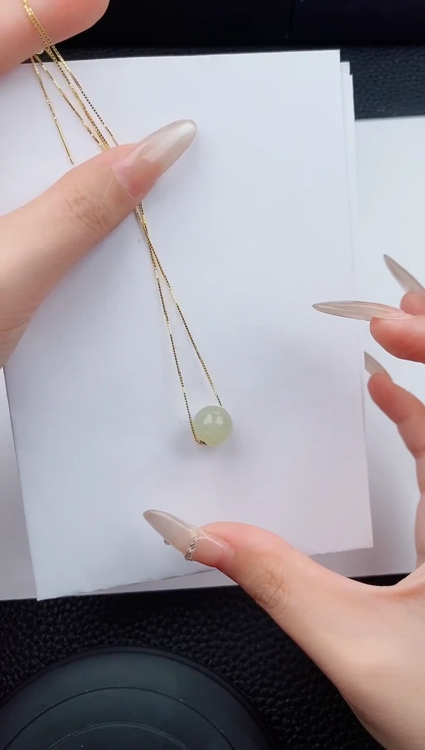 和田玉未镶嵌吊坠(赠链)555碎玉微色差T