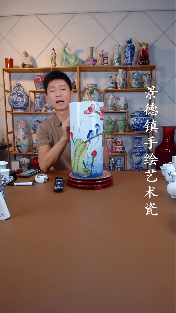 现代景德镇手工手绘陶瓷摆件16