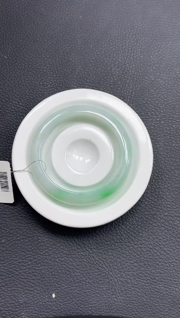 未镶嵌手镯翡翠手镯