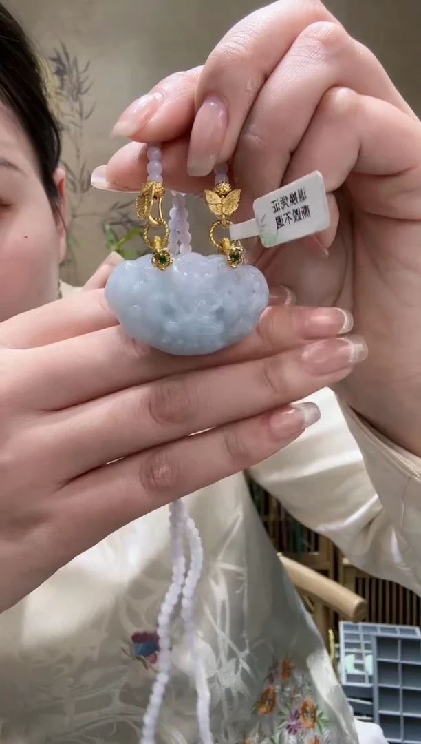 【闪购商品】翡翠颈饰未镶嵌吊坠