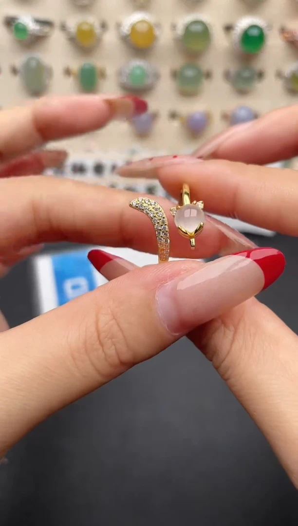 【闪购商品】翡翠戒指银S925镶嵌一物一证一礼盒