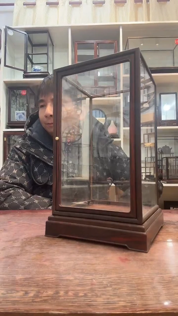 木?****?                   585