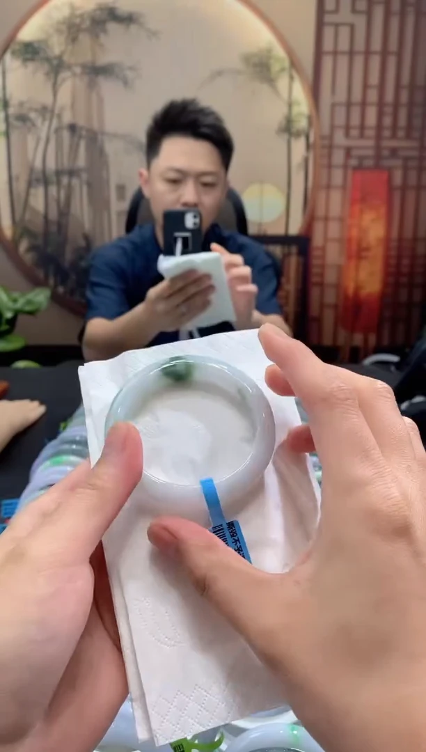 未镶嵌手镯翡翠000051800