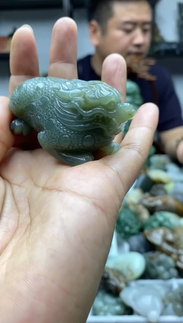 未镶嵌和田玉把件1