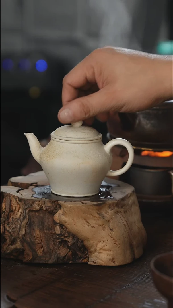 紫砂全手工白泥宫灯