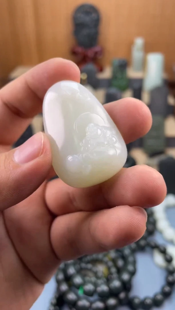 【闪购商品】和田玉颈饰未镶嵌1