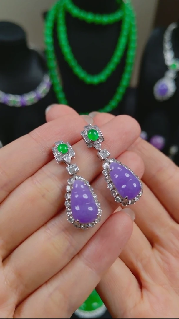 吊坠(不含链)18K金镶嵌翡翠福豆耳坠