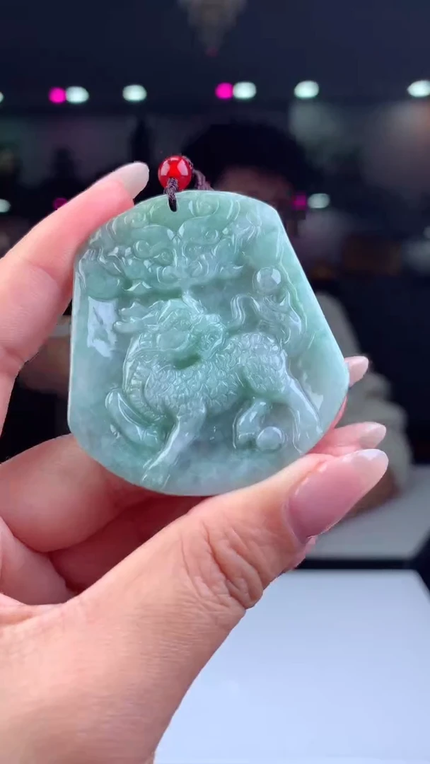 【闪购商品】翡翠颈饰未镶嵌天然A货翡翠（拍一发一)