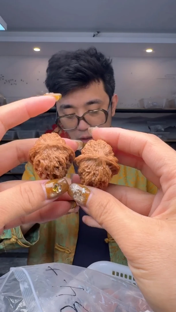 【闪购商品】文玩核桃把件34太行玄石