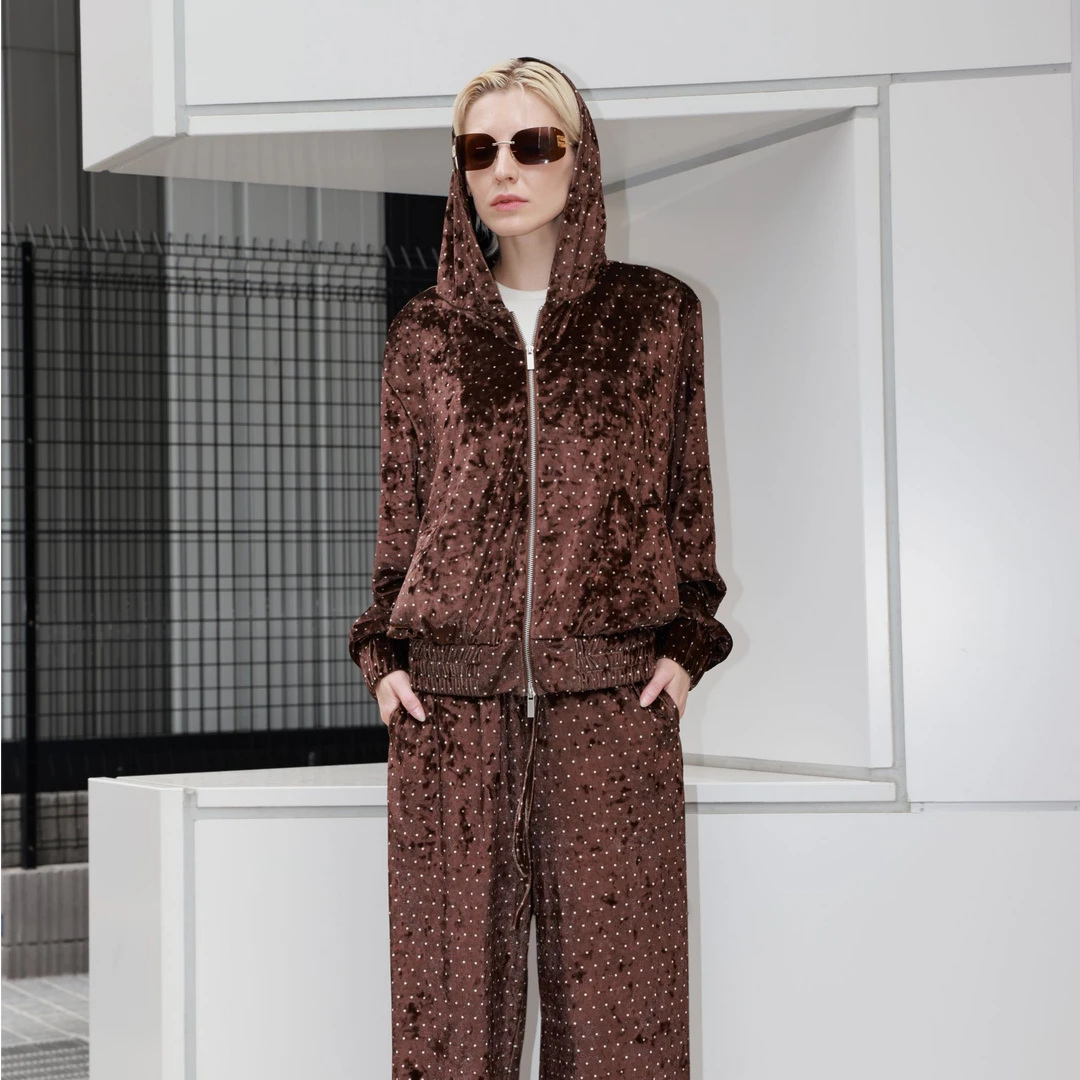 SOURPLUM波多尔多红棕波点丝绒套装25S006