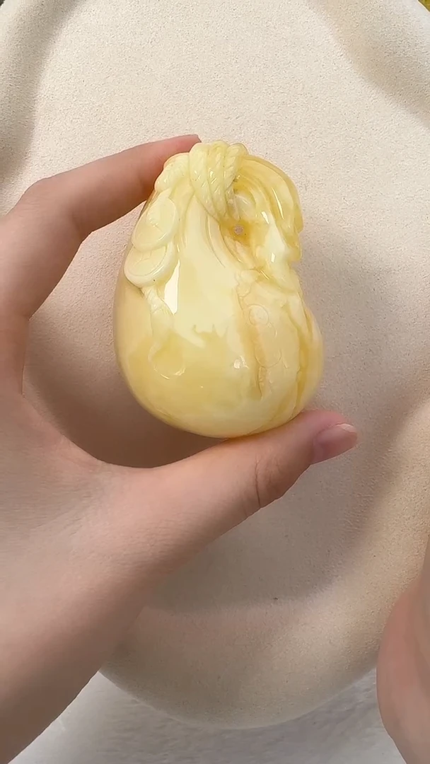 琥珀颈饰未镶嵌吊坠