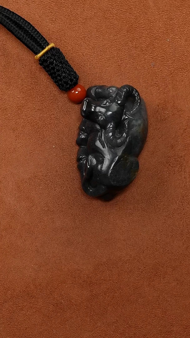 颈饰未镶嵌和田玉0