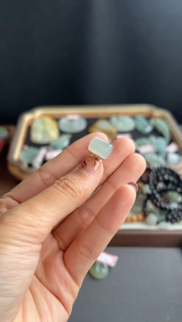 颈饰未镶嵌翡翠805买断
