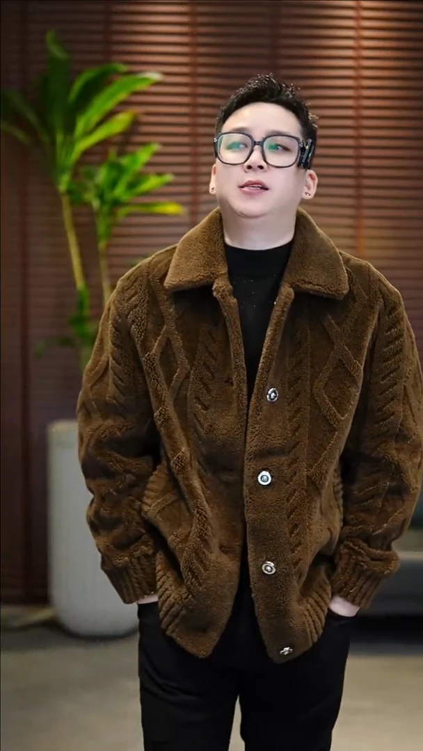 50码（130-145斤）双面穿颗粒毛夹克