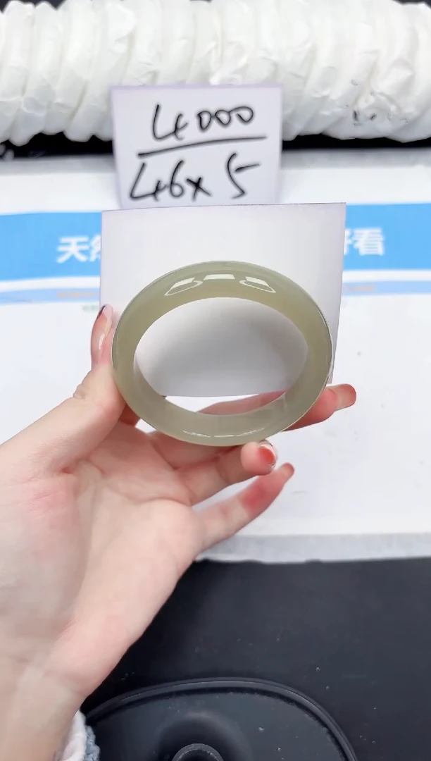 未镶嵌手镯石英质玉39-58