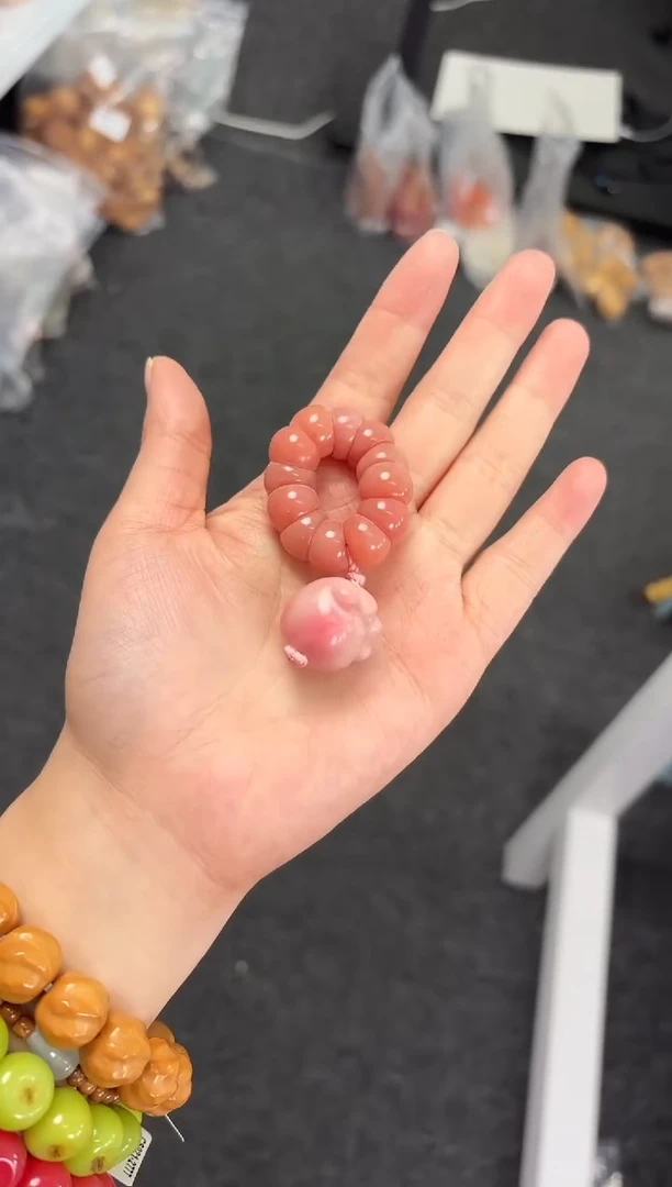 吊坠菩提根/象牙果【韵桃14mm菩提根粉色圆切蒜瓣手捻@@CP023-1624