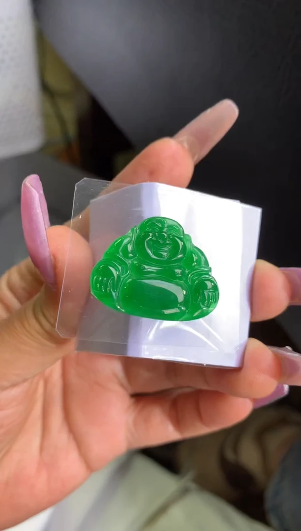 未镶嵌定制翡翠心*初翡翠