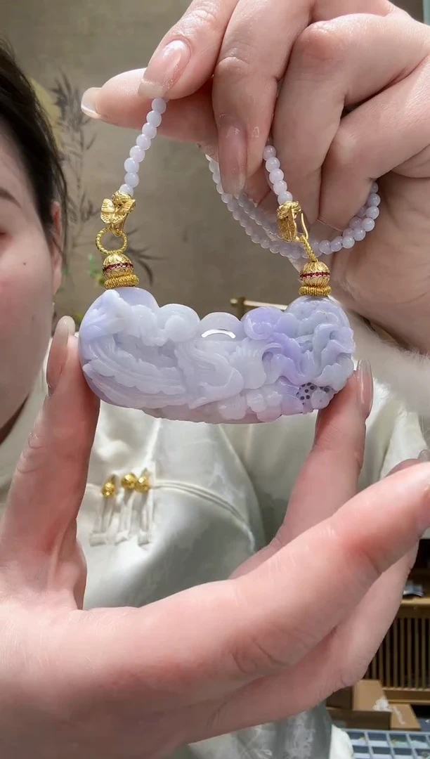 【闪购商品】翡翠颈饰未镶嵌吊坠