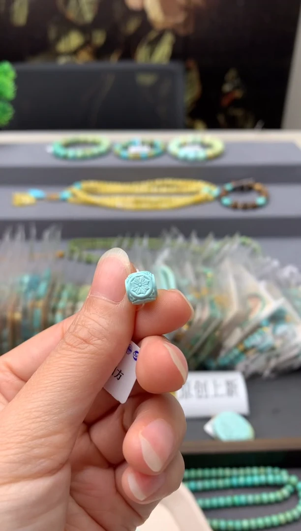 未镶嵌绿松石精品雕刻W208