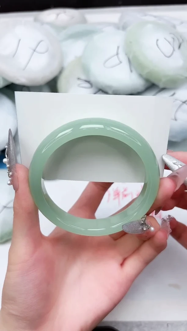 石英质玉手镯未镶嵌117-62.4