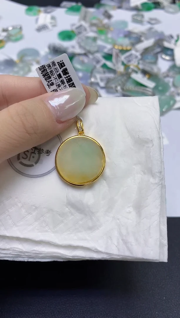 颈饰未镶嵌翡翠天然缅甸翡翠A货百元以上9元证书费自理