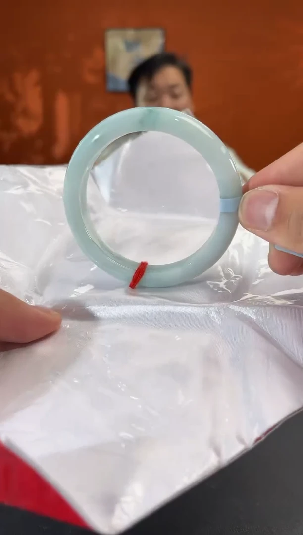 未镶嵌手镯翡翠10