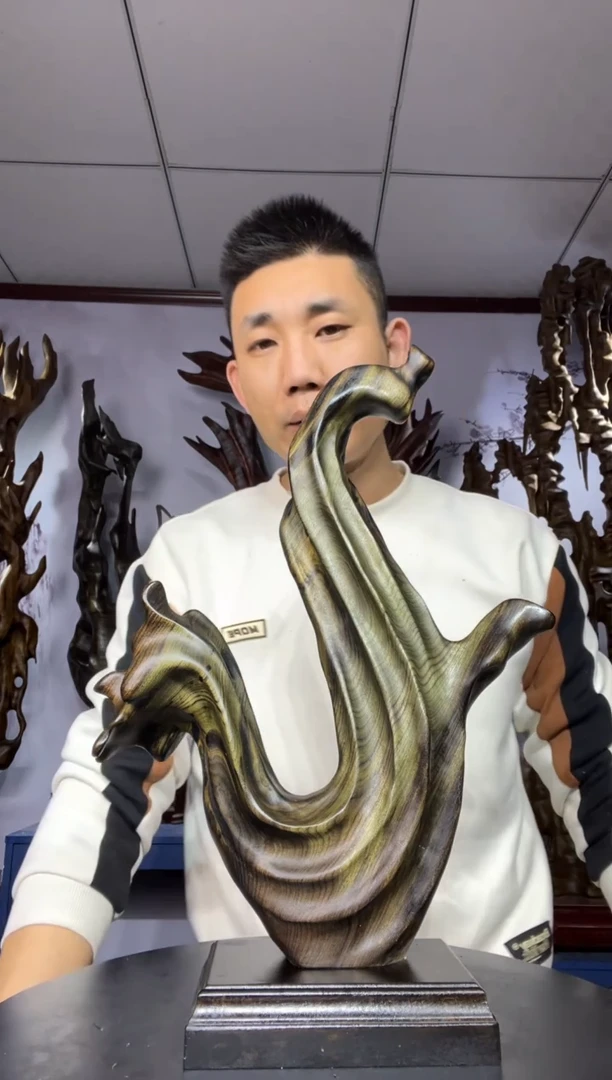 金丝楠木雕款大**行金丝楠木工艺品摆件