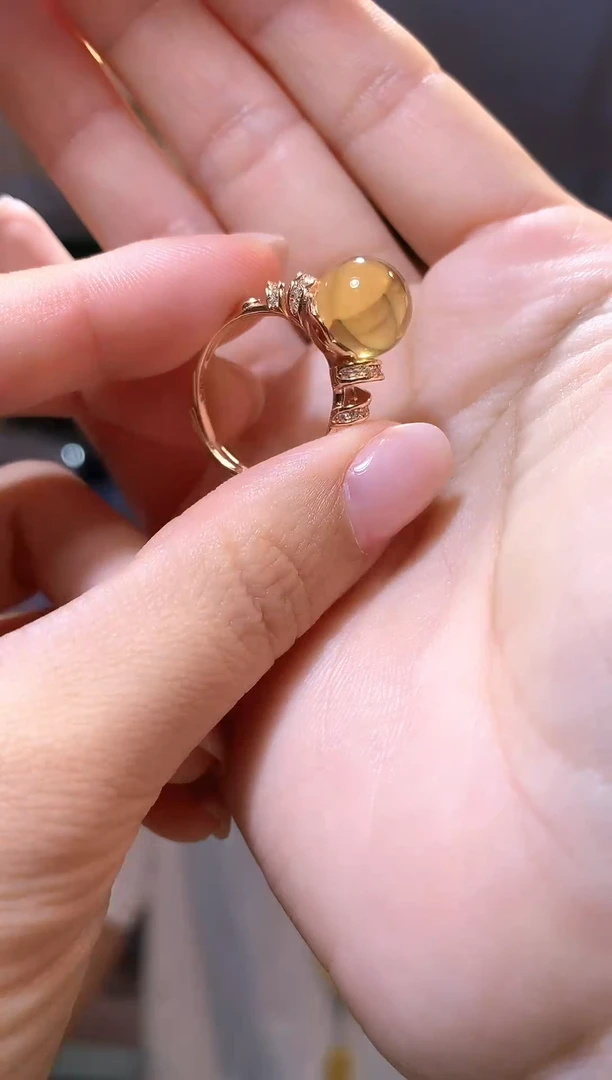 银S925镶嵌琥珀戒指老王严选