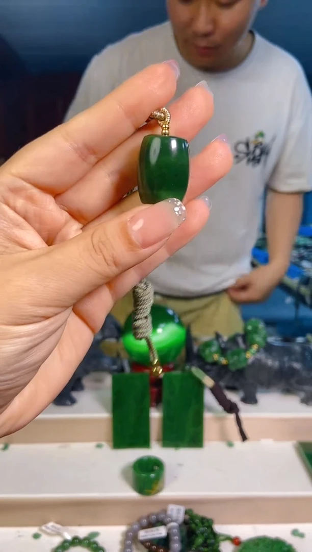 和田玉未镶嵌挂件1