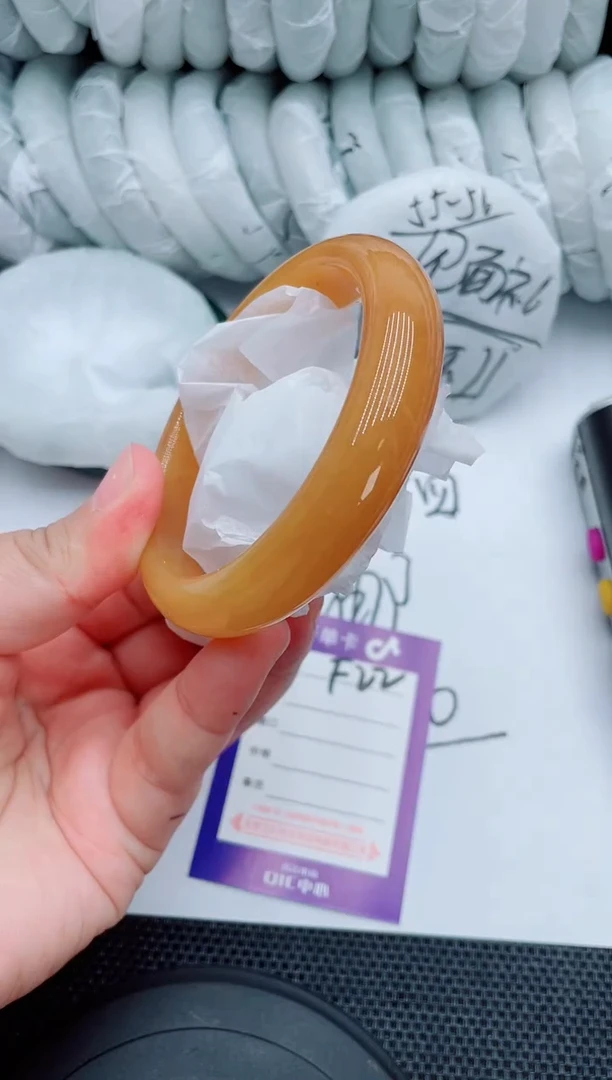 石英质玉手镯未镶嵌F22-58-59