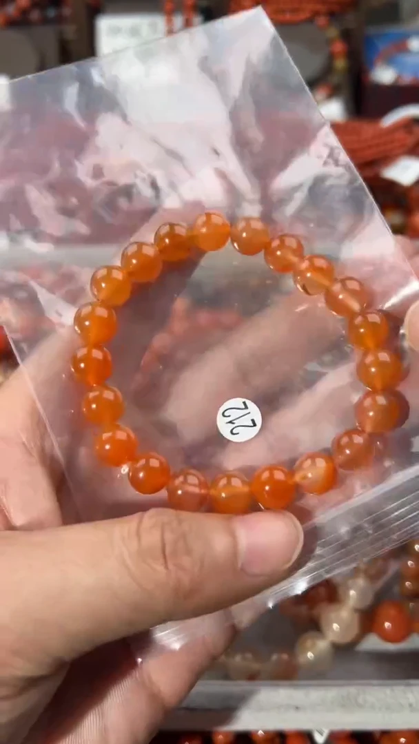南红玛瑙手串未镶嵌9+