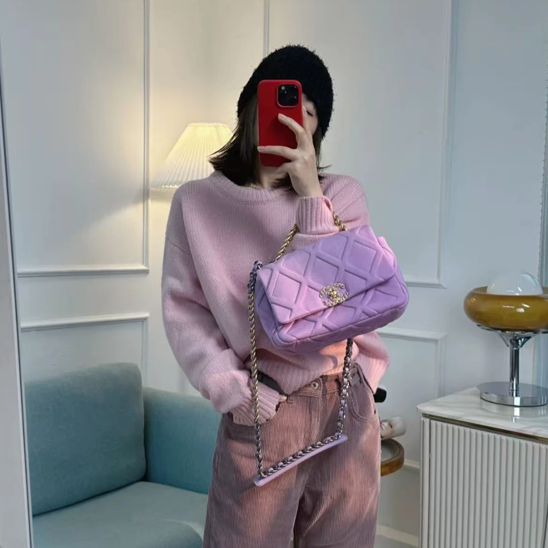 95新 Chanel/香奈儿  展会外场!紫色小号19bag