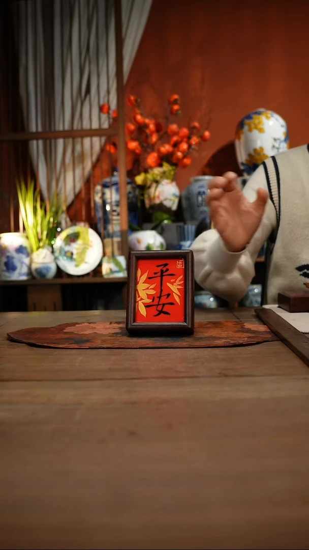 当代高温釉下彩手绘陶瓷餐具