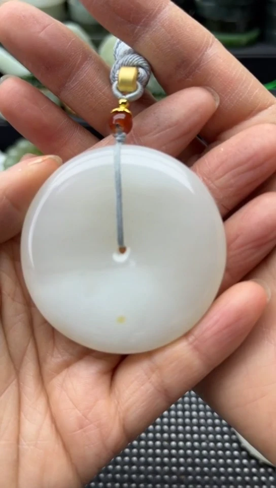 未镶嵌和田玉珠宝半成品扣子