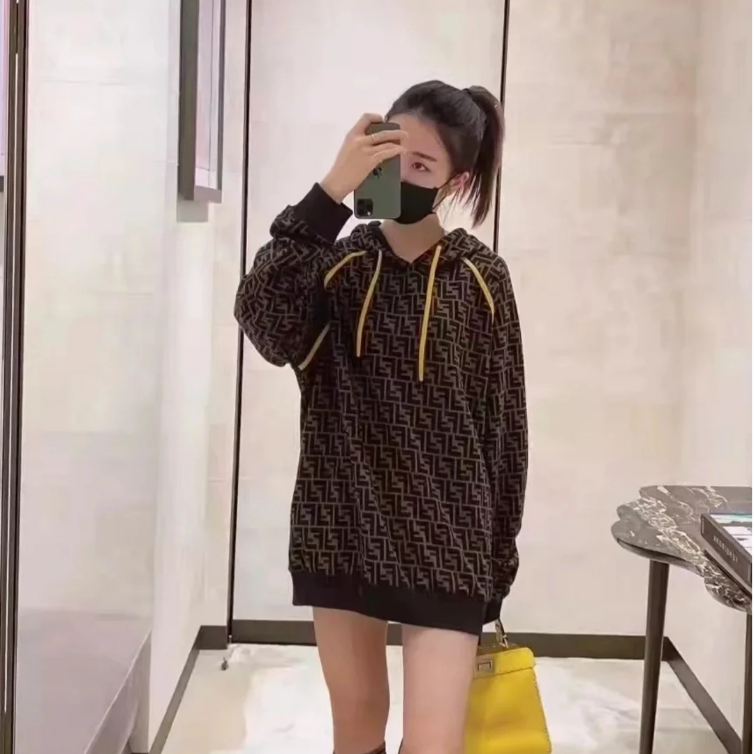 95新 FENDI/芬迪 潮奢豆 严选/棕色老花满印卫衣/H13358