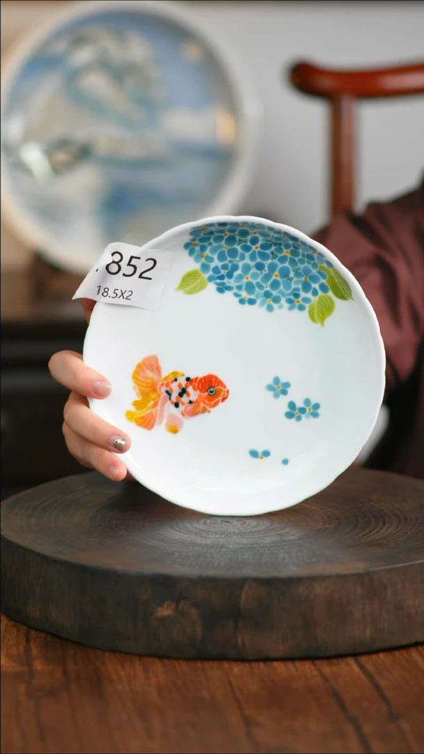 盘手绘釉下彩陶瓷餐具1852